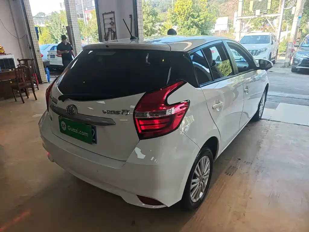 Toyota Vios FS — миниатюра 7