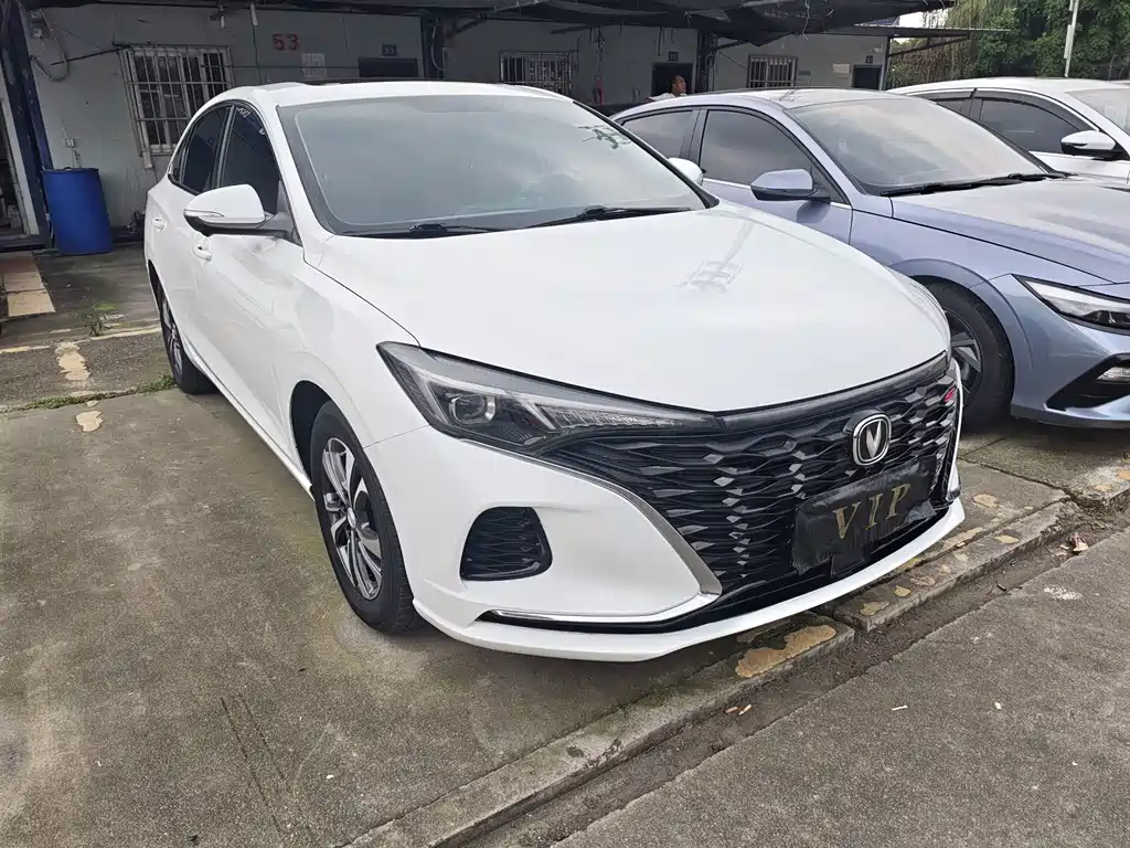 Changan Eado — миниатюра 3