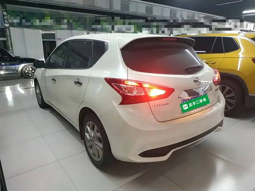 Nissan Tiida — миниатюра 5