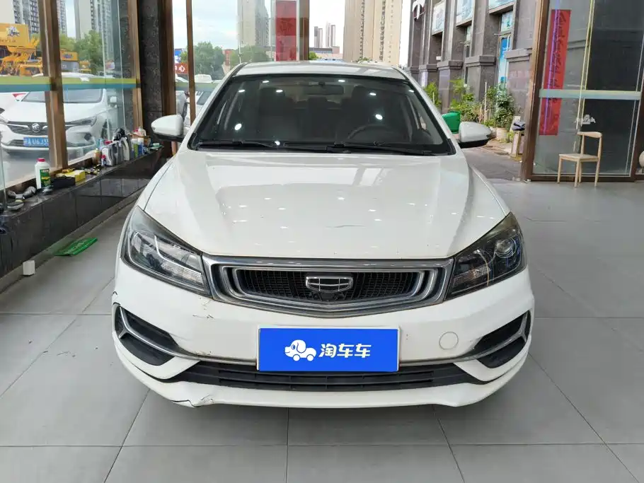 Geely Emgrand — миниатюра 2