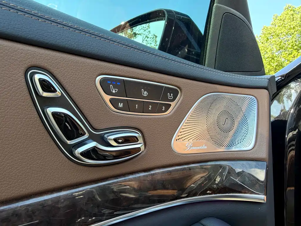 Mercedes-Benz S-Class — миниатюра 21