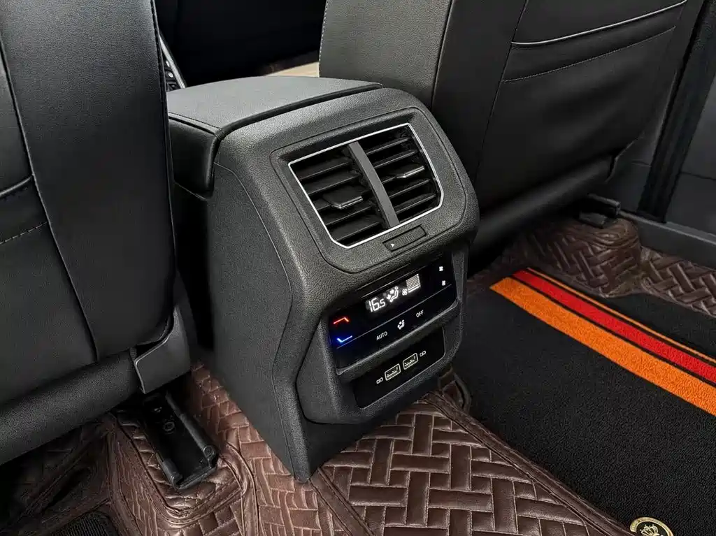 Volkswagen Tayron — миниатюра 10