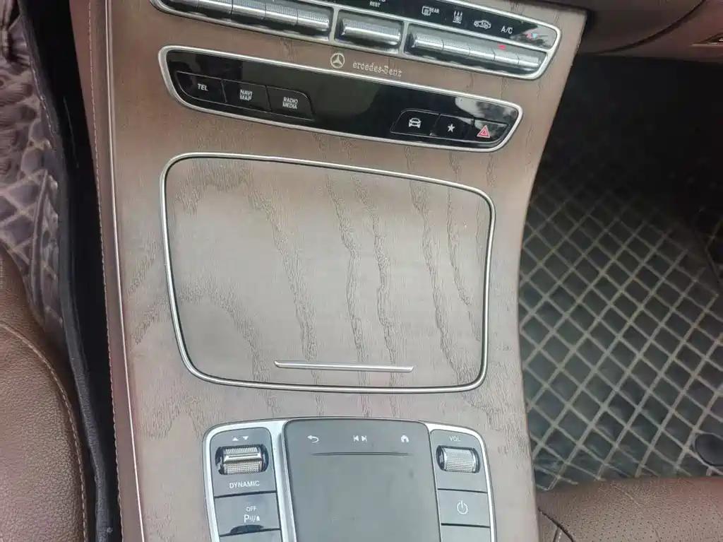 Mercedes-Benz E-Class New Energy — миниатюра 4