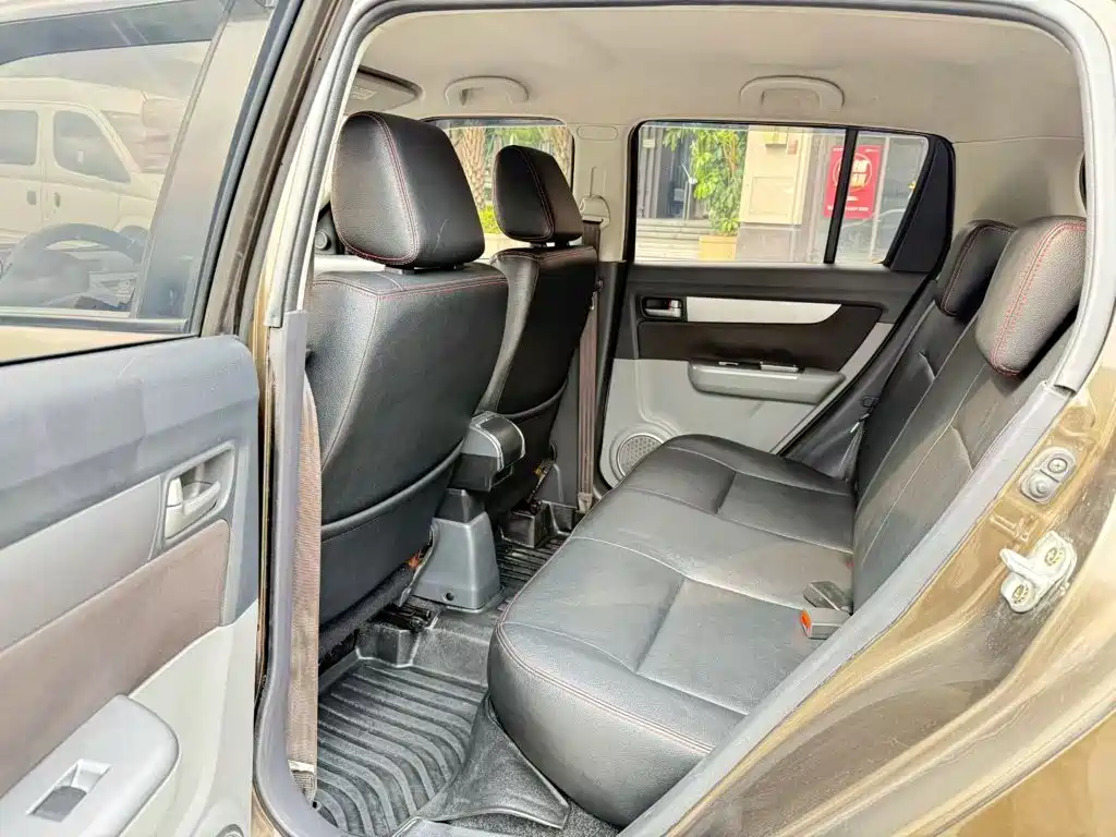 Suzuki Swift — миниатюра 6