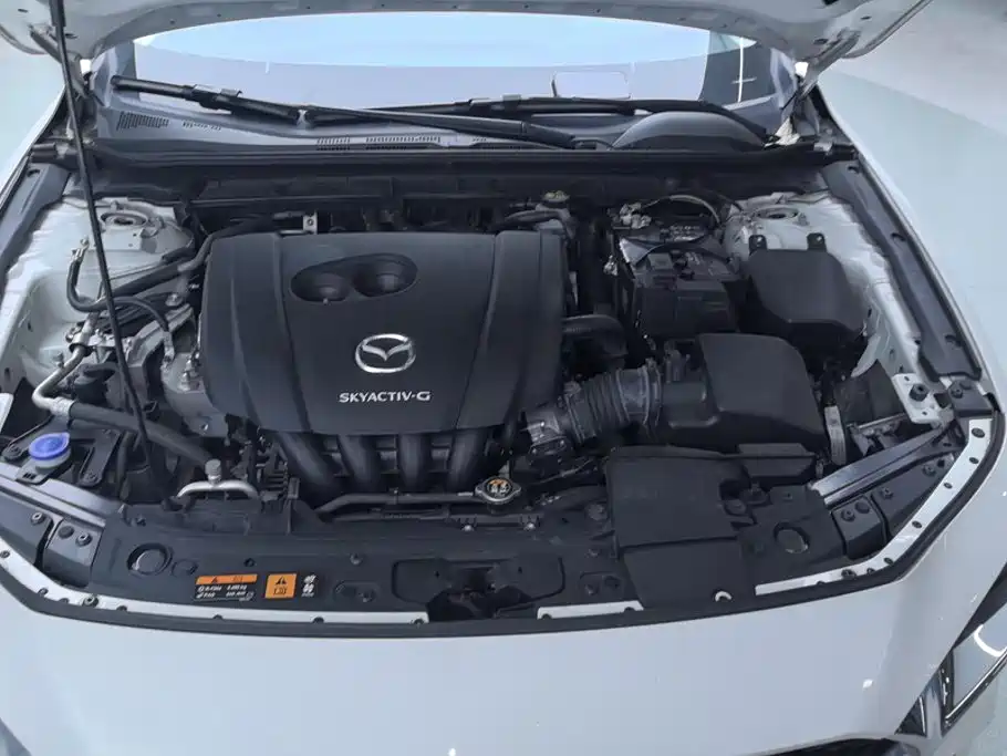 Mazda 3 Axela — миниатюра 10