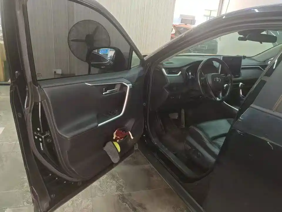 Toyota Wildlander — миниатюра 3