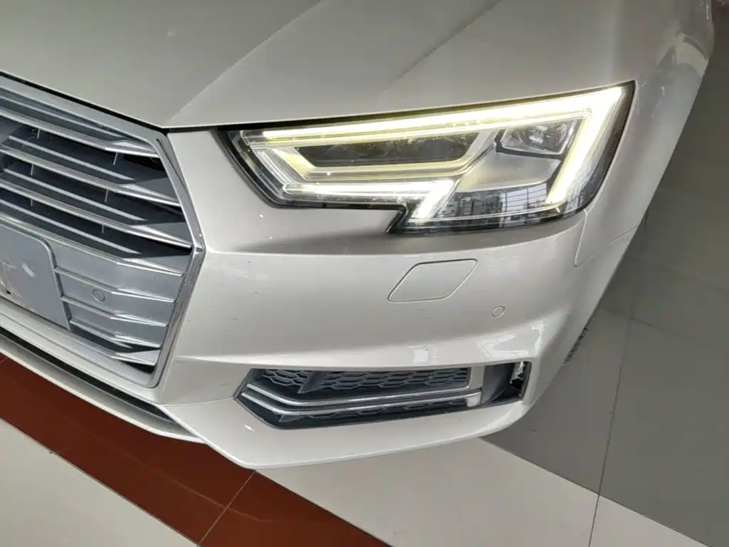 Audi A4L — миниатюра 24