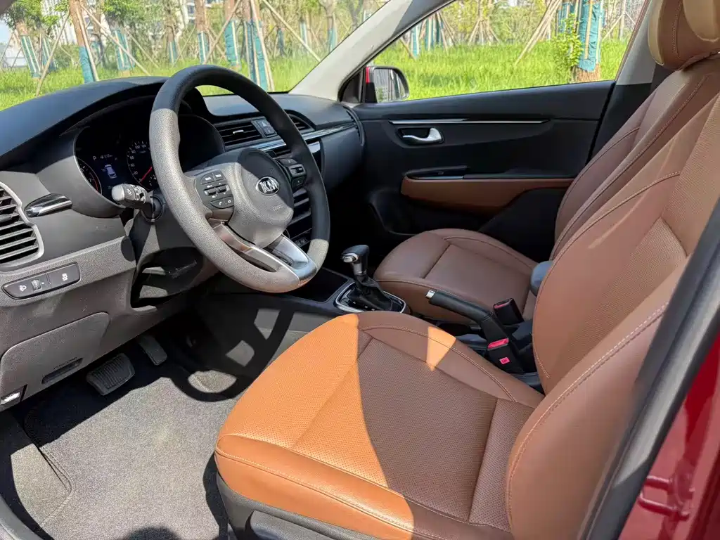 Kia KX Cross — миниатюра 11