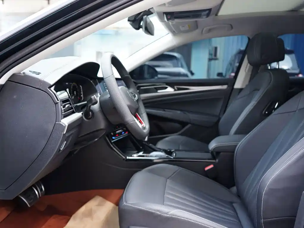Volkswagen Passat — миниатюра 4