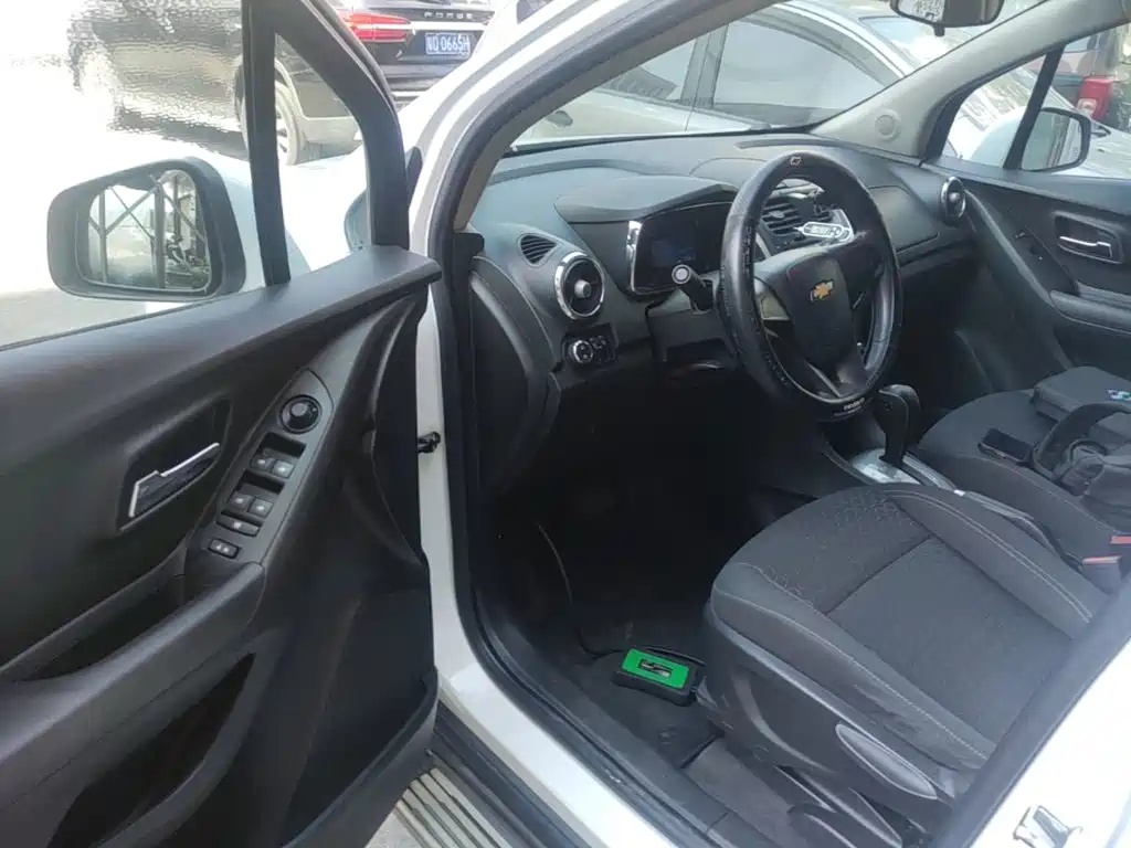 Chevrolet Trax — миниатюра 16