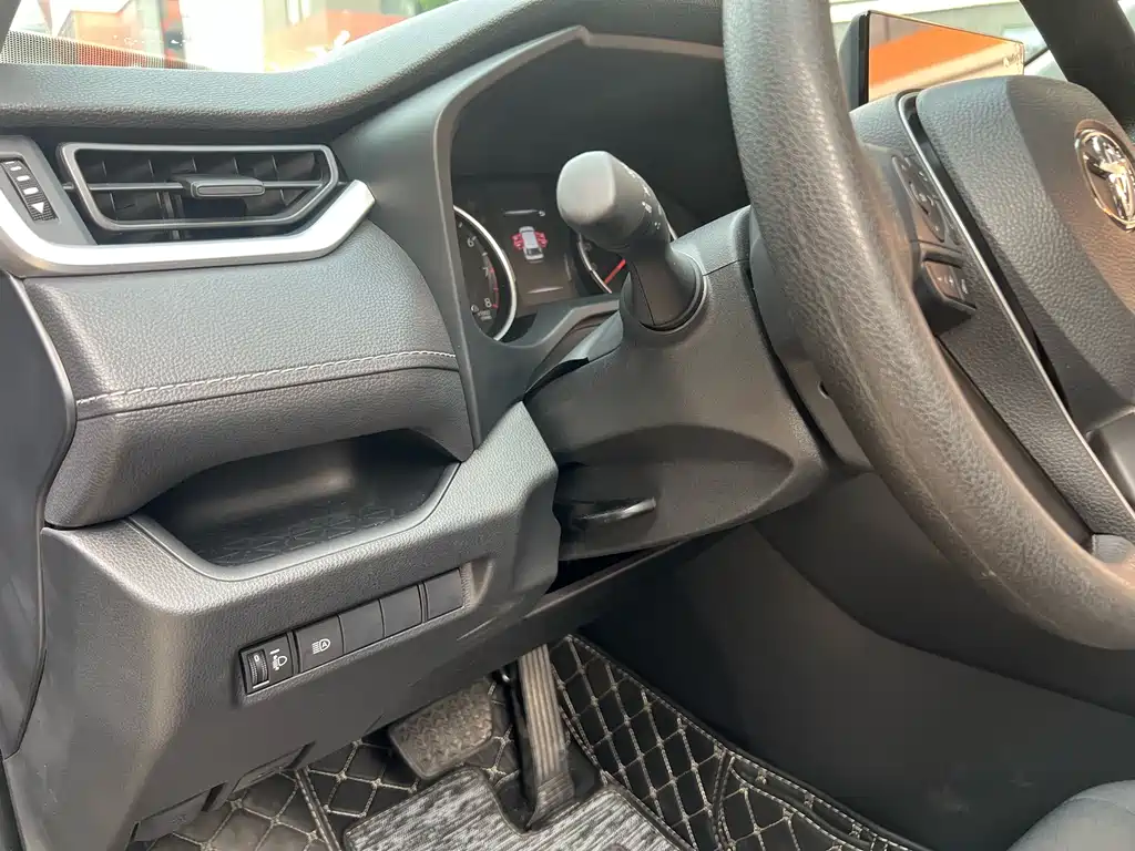 Toyota Wildlander — миниатюра 12