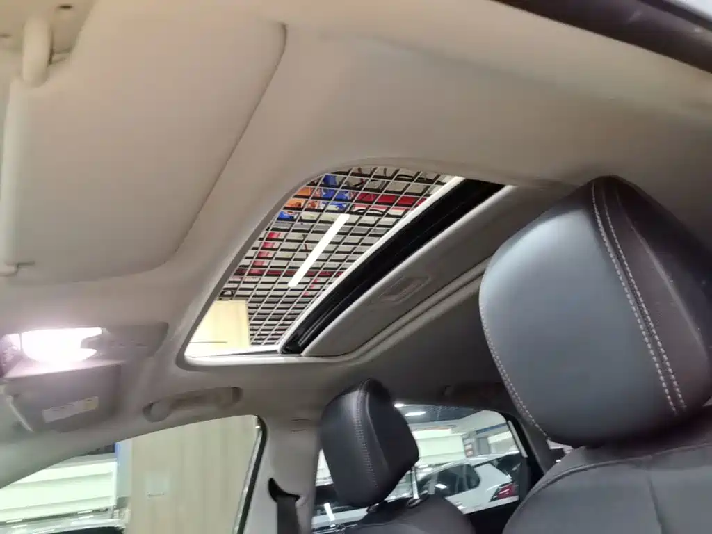 Buick Verano — миниатюра 18