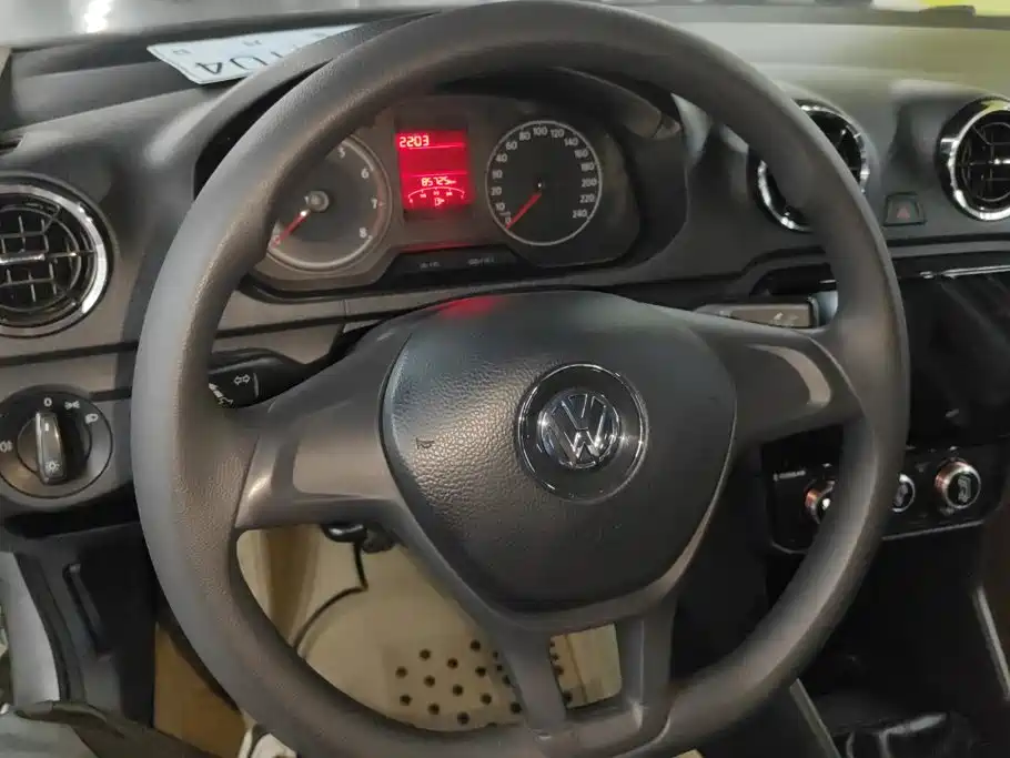 Volkswagen Jetta — миниатюра 15