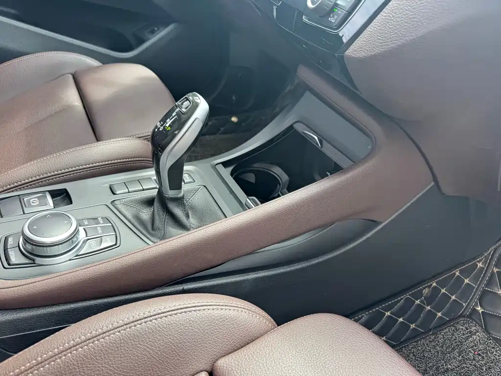 BMW X1 — миниатюра 27
