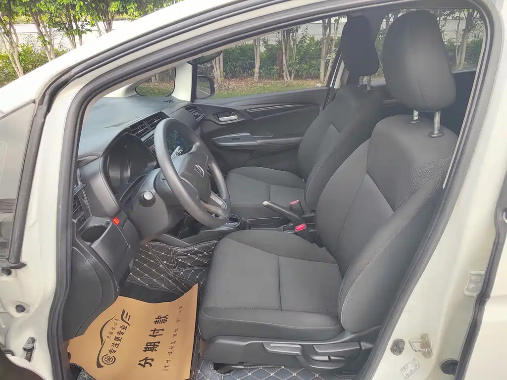 Honda Fit — миниатюра 12