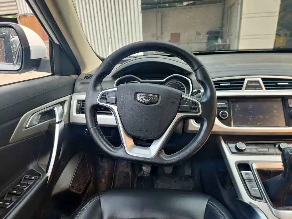 Geely Boyue — миниатюра 11