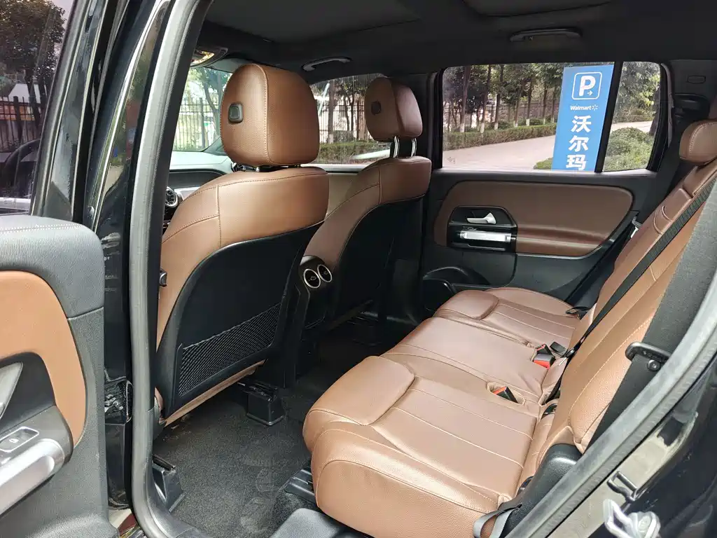 Mercedes-Benz GLB — миниатюра 7