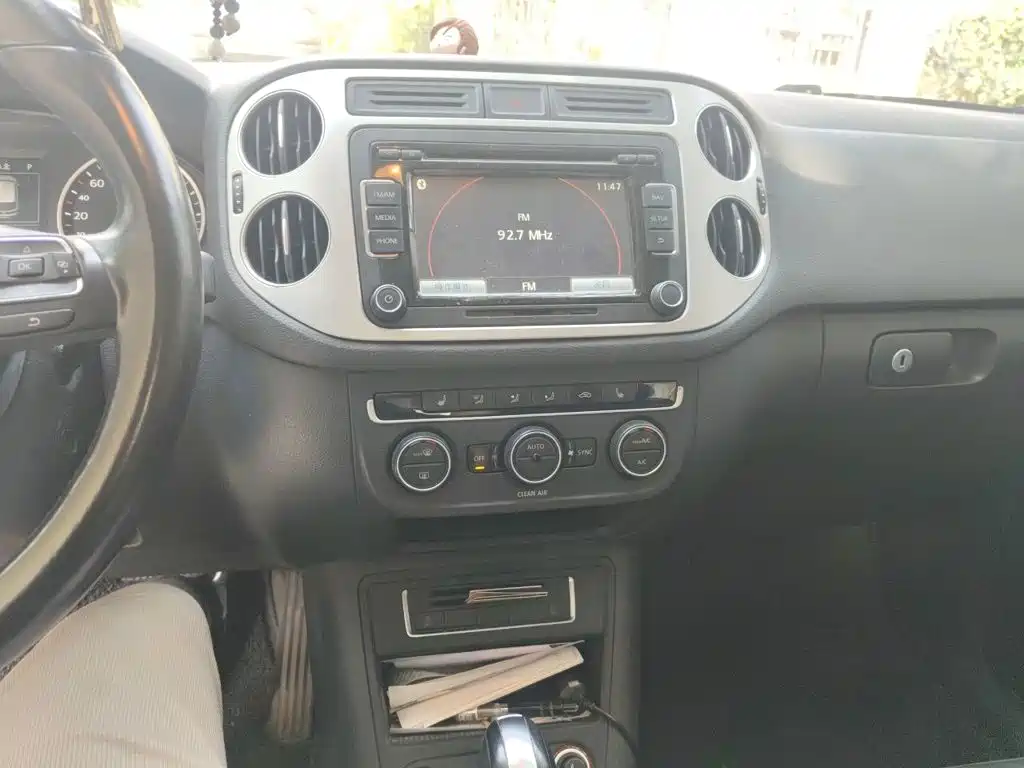 Volkswagen Tiguan — миниатюра 6