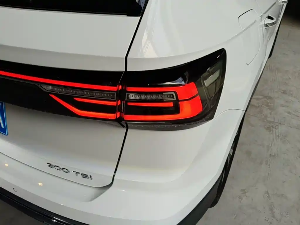 Volkswagen Tharu — миниатюра 8