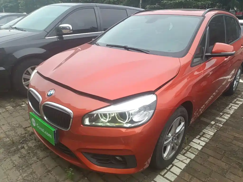 BMW 2 Series Active Tourer — миниатюра 2