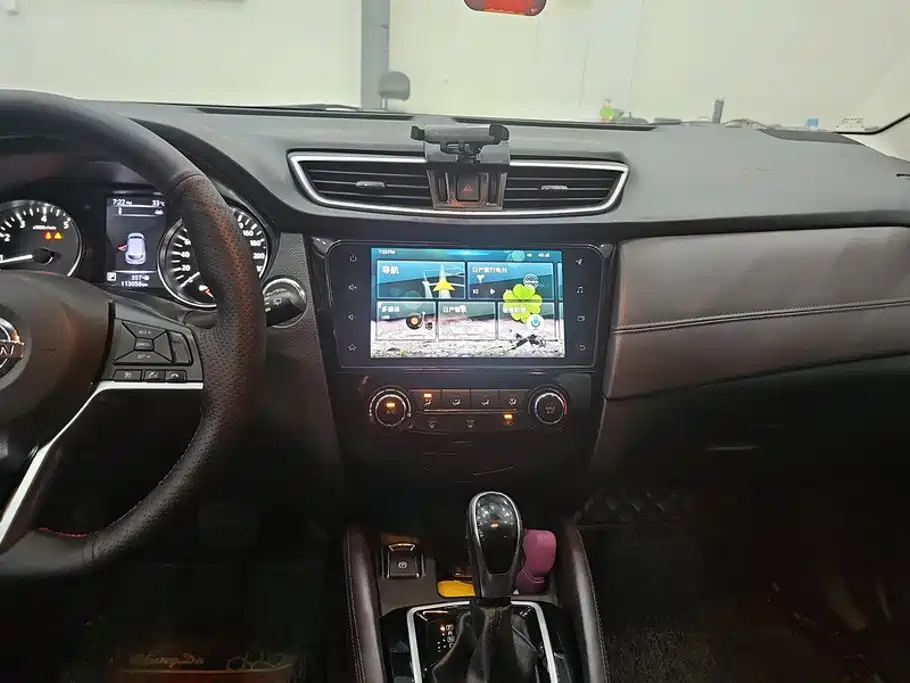 Nissan Qashqai — миниатюра 13