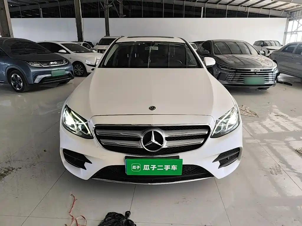 Mercedes-Benz E-Class — миниатюра 3