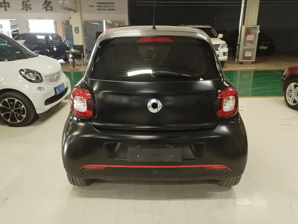 SMART FORFOUR