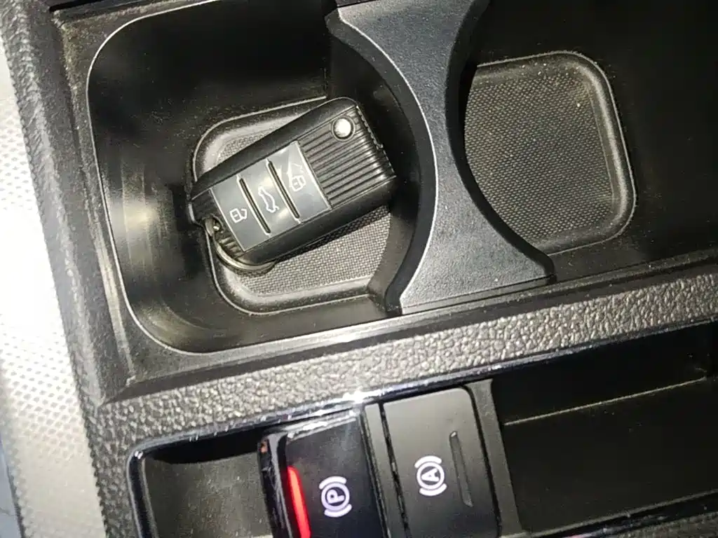 Roewe RX5 — миниатюра 9