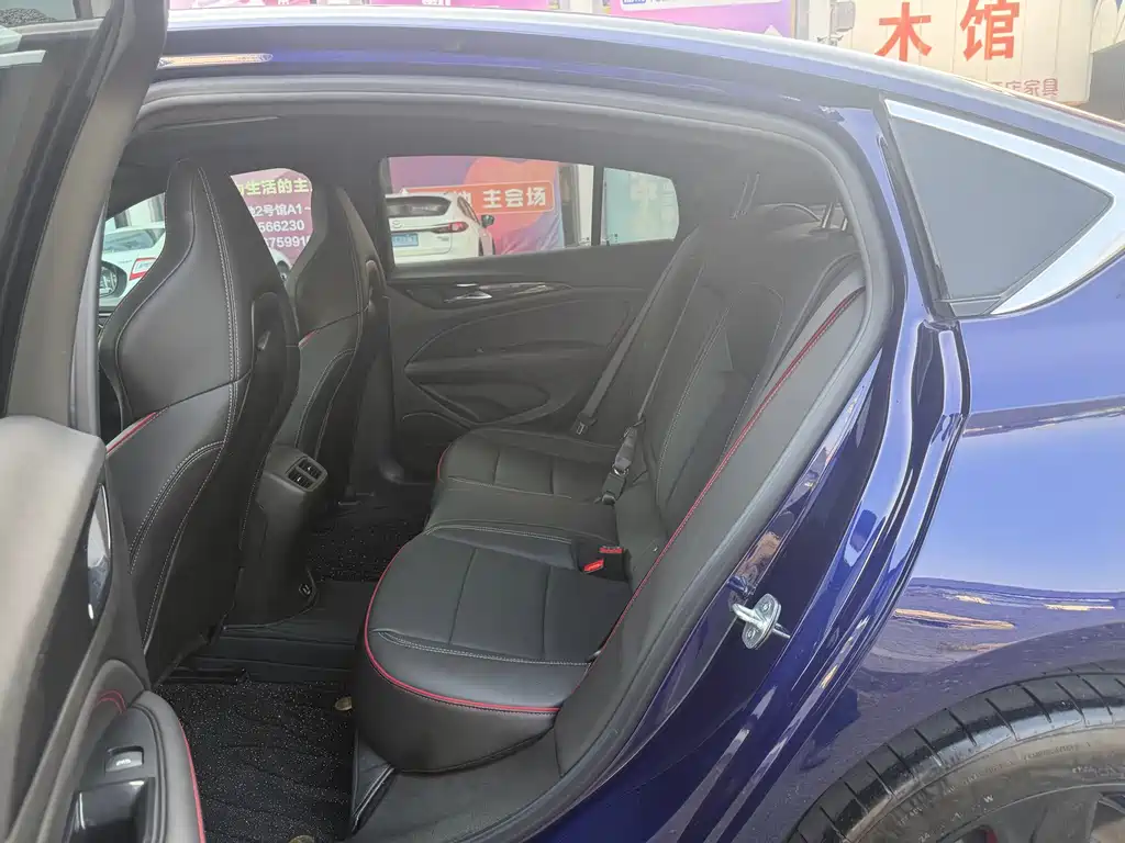 Buick Regal — миниатюра 9