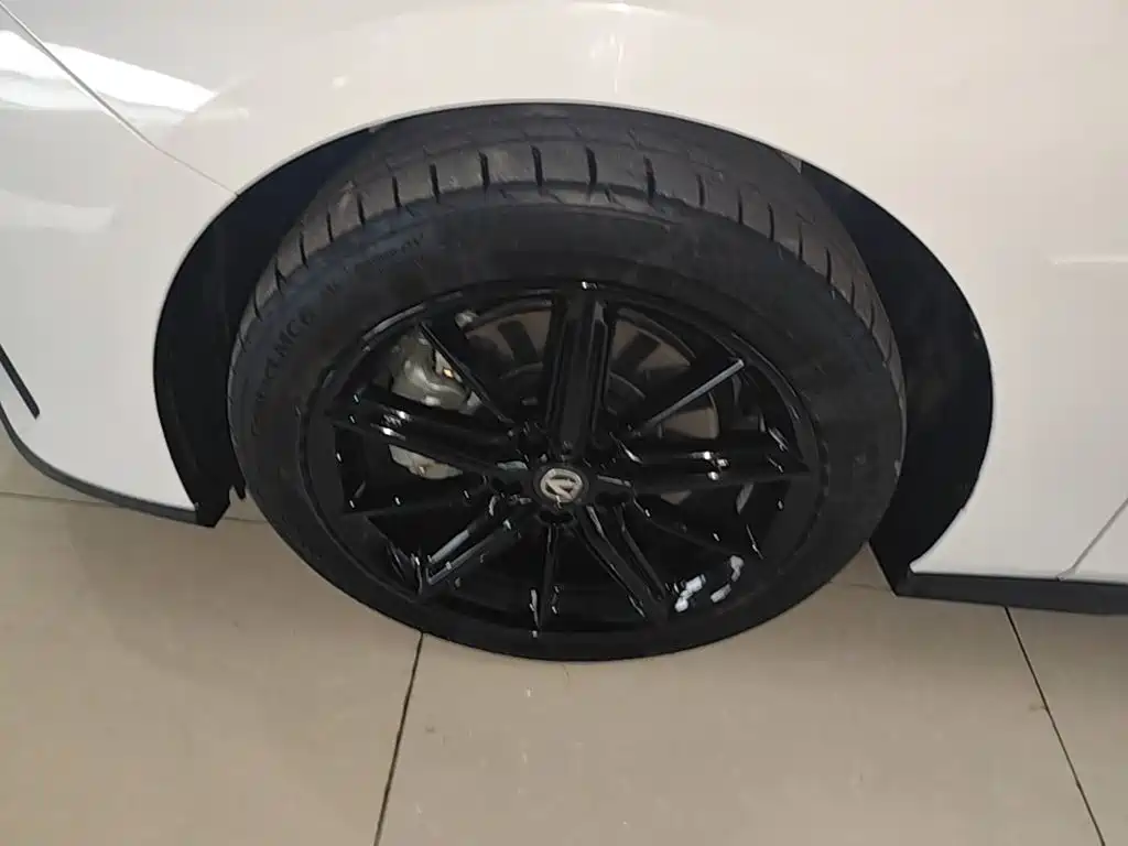 Changan UNI-V iDD — миниатюра 23