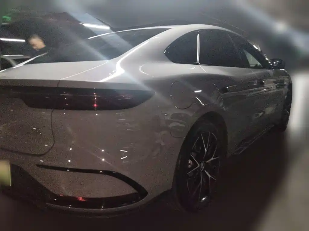 BYD Han — миниатюра 4