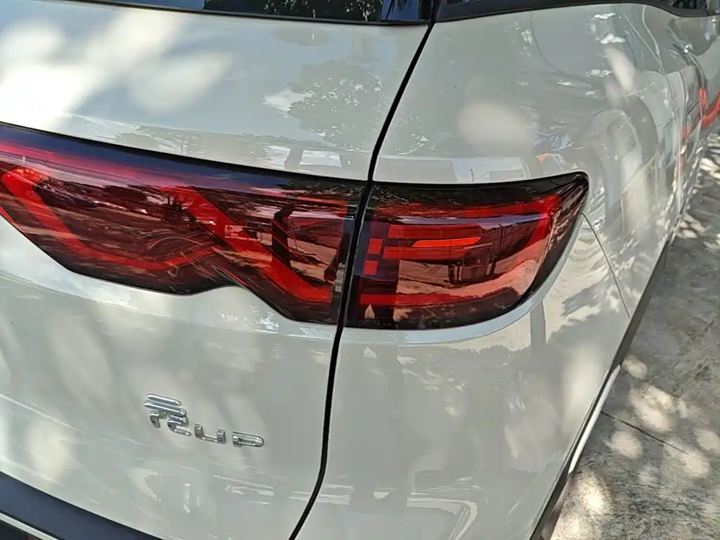 BYD Yuan UP — миниатюра 8