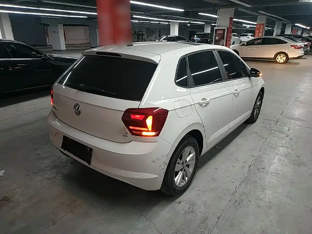 Volkswagen Polo — миниатюра 7