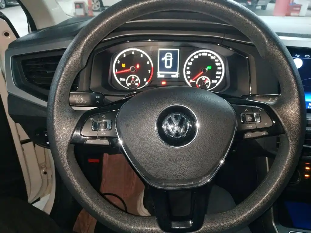Volkswagen Polo — миниатюра 11