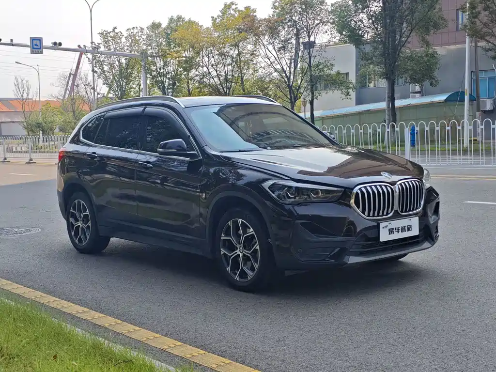 BMW X1 — миниатюра 6