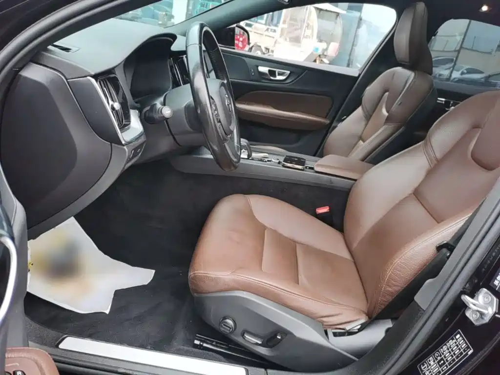 Volvo S60 — миниатюра 15