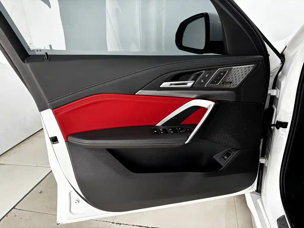 BMW X1 — миниатюра 9