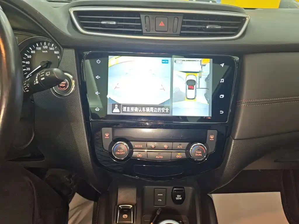 Nissan Qashqai — миниатюра 13