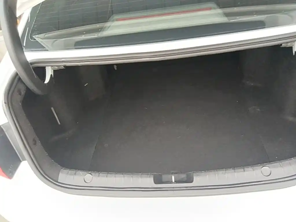 Geely Emgrand GL — миниатюра 19
