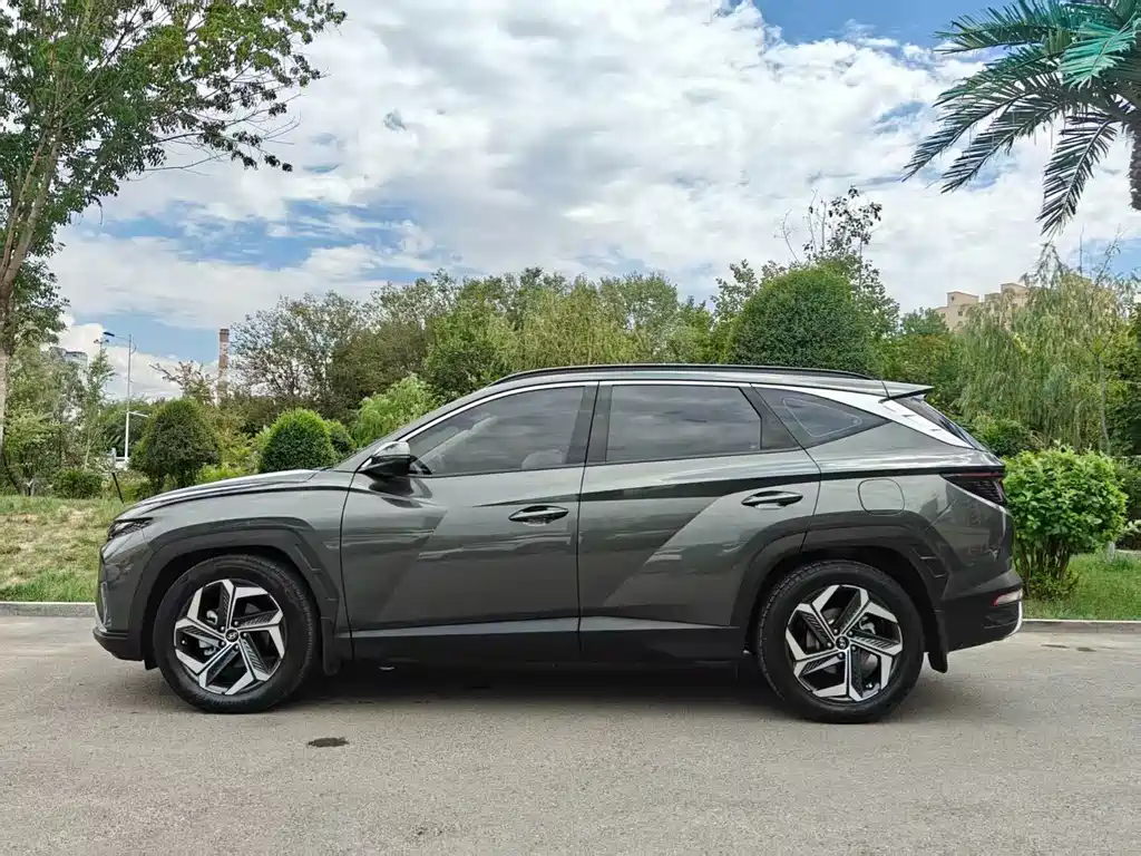 Hyundai Tucson — миниатюра 9