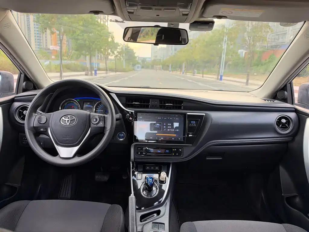 Toyota Corolla — миниатюра 15