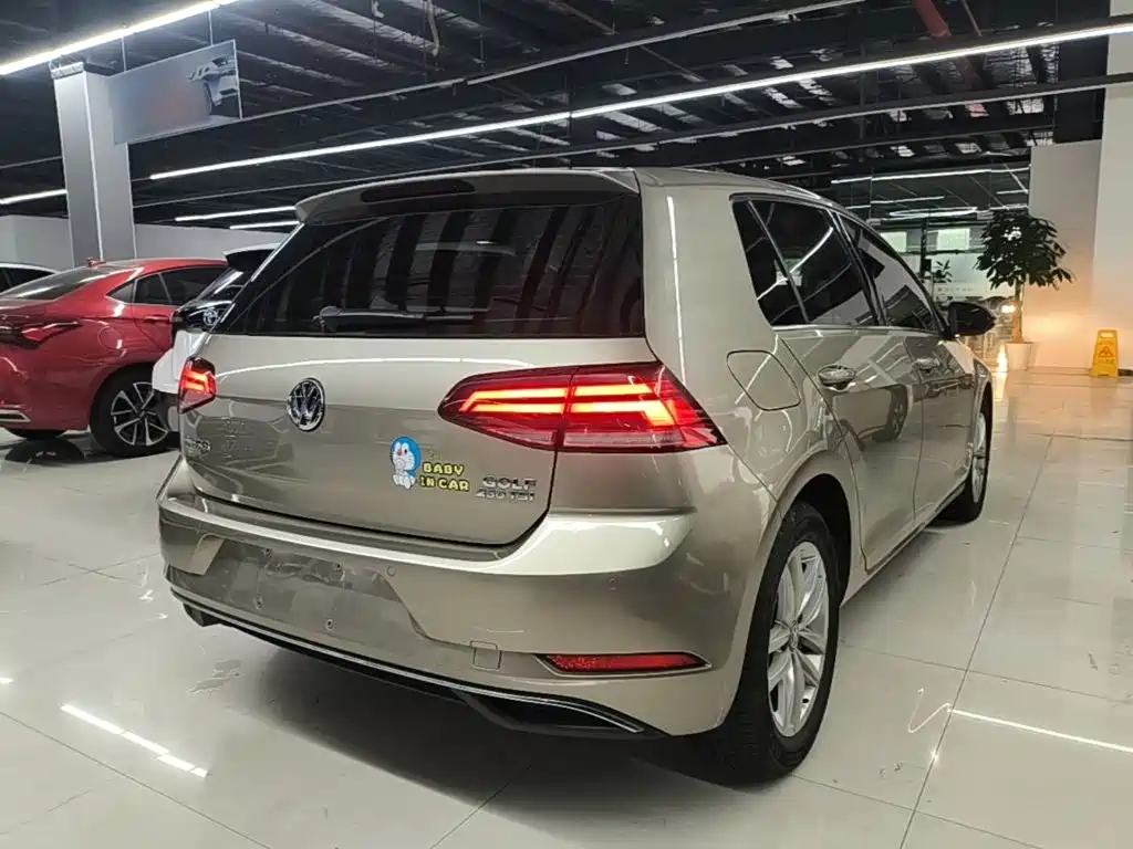 Volkswagen Golf — миниатюра 7