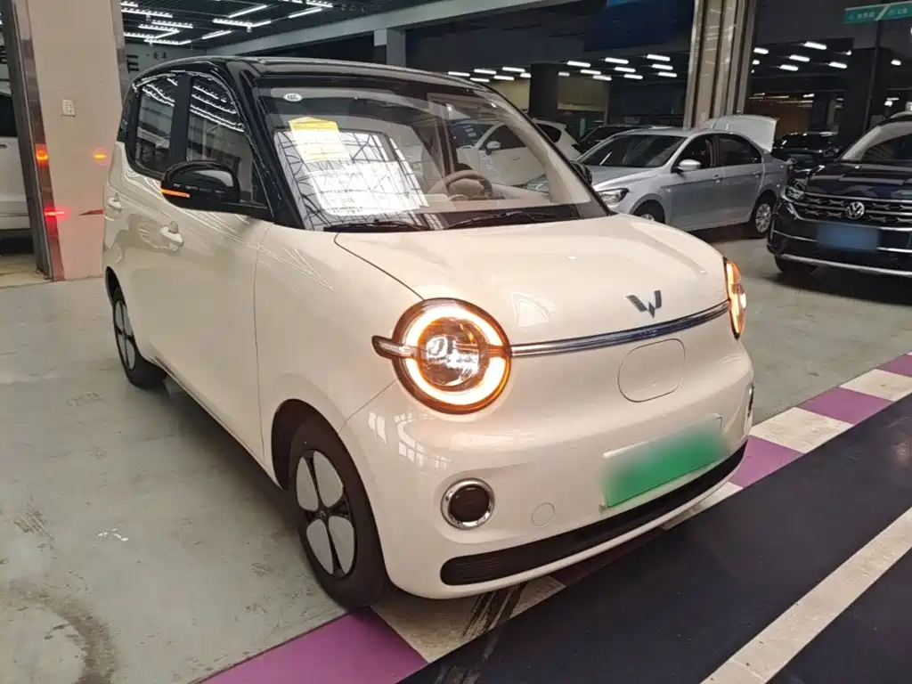 Wuling MINIEV — миниатюра 4