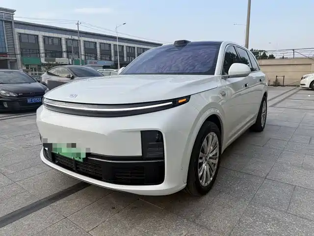 Li Auto L7