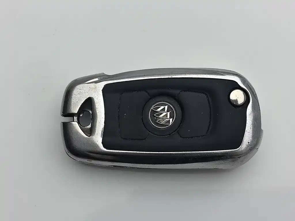 Buick Verano — миниатюра 19