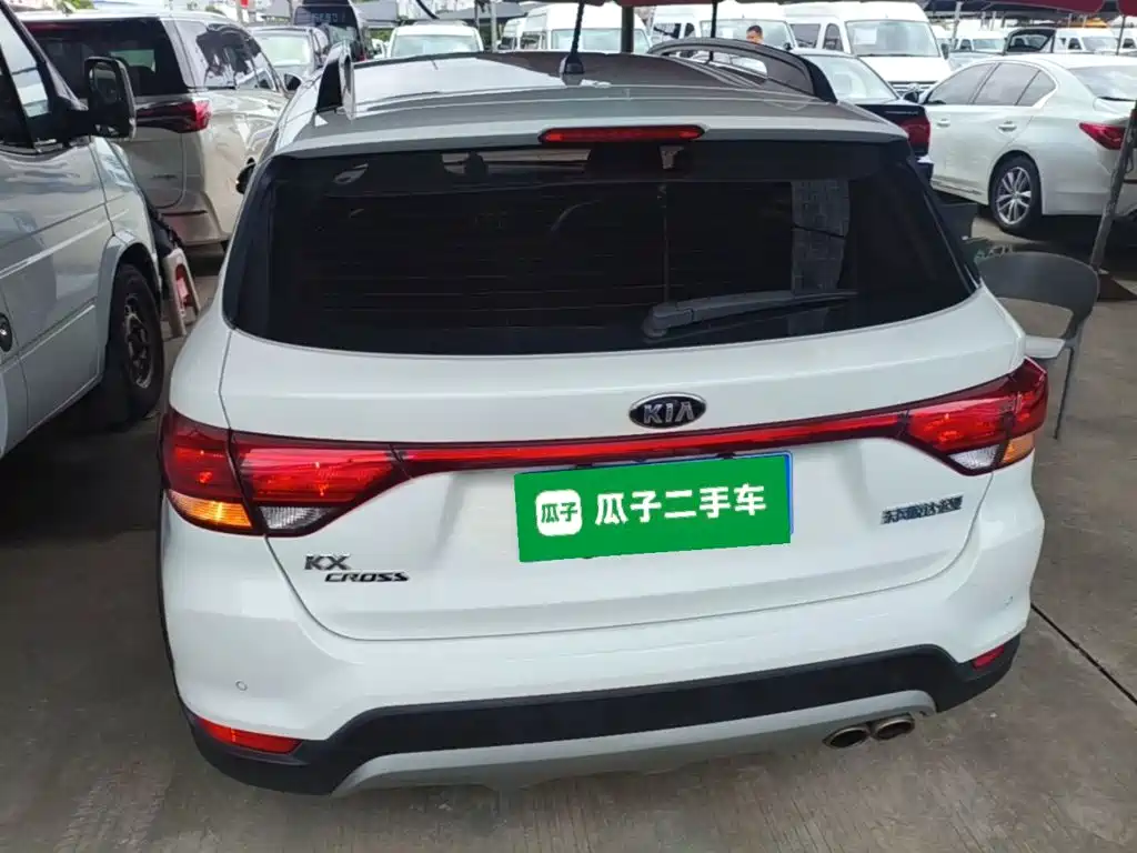 Kia KX Cross — миниатюра 6