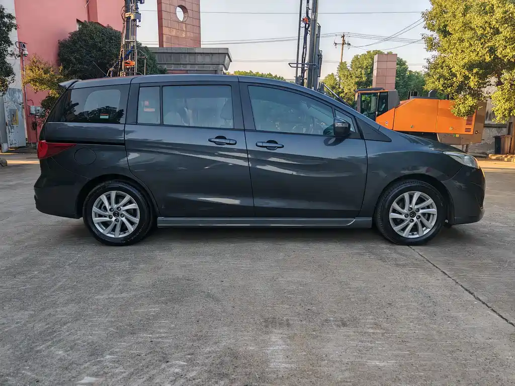 Mazda 5 — миниатюра 8