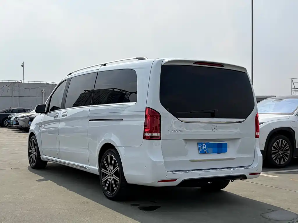 Mercedes-Benz V-Class — миниатюра 6