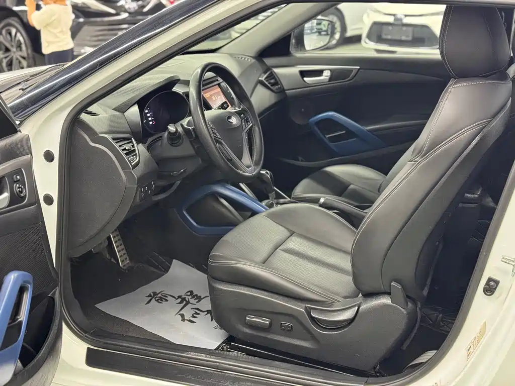 Hyundai Veloster — миниатюра 4