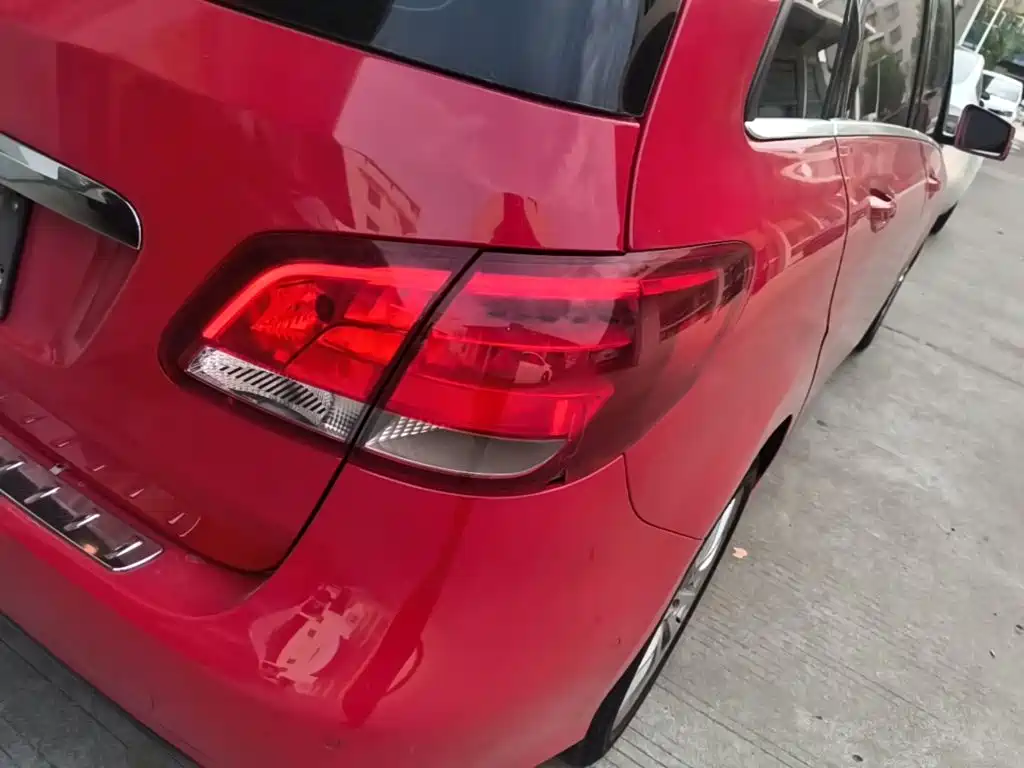 Mercedes-Benz B-Class — миниатюра 8